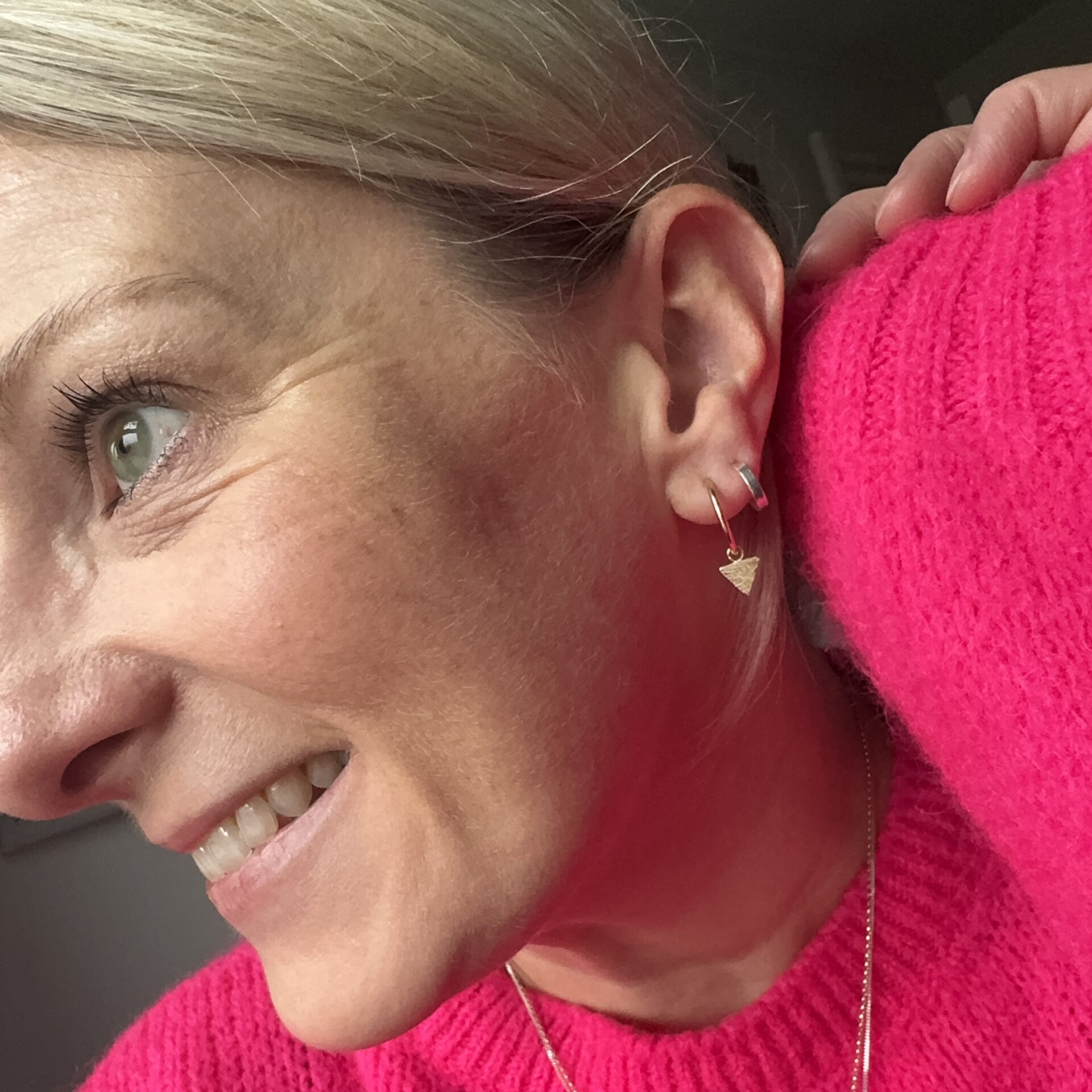 14ct Gold-filled chipped triangle dangles - small hoops - Image 7