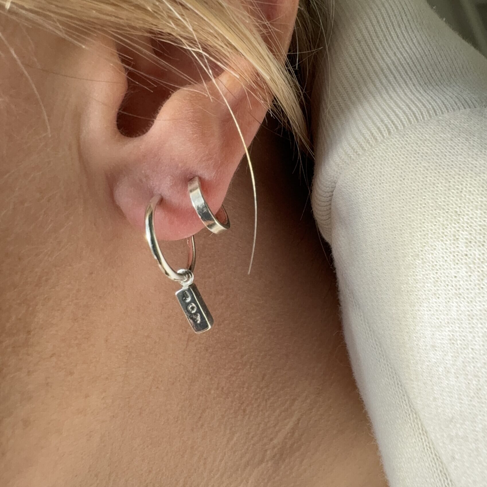 Little pieces of 'Joy' dangles - small hoops - Image 2