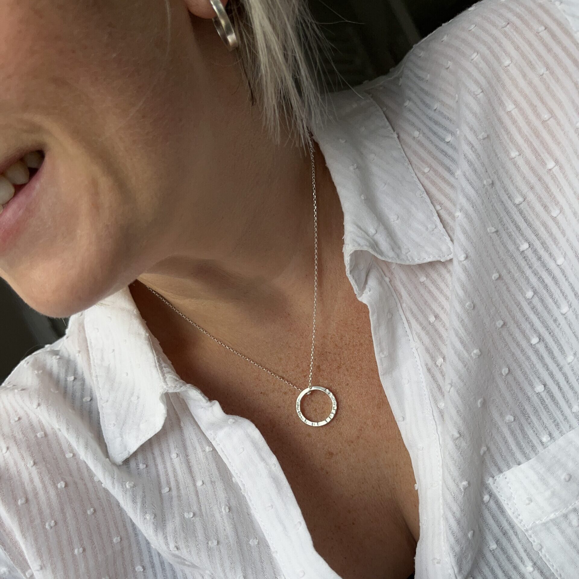 'Straighten your crown' - 'Grown up Princess' halo pendant - dainty chain - Image 3